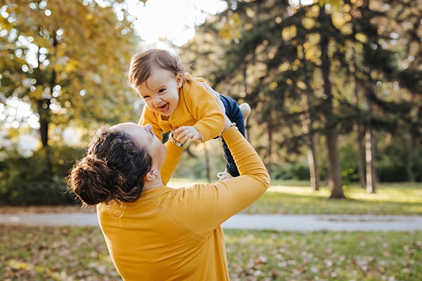 Mother_Daughter_Outside_1332920175