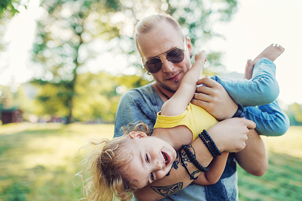 Dad_Daughter_Field Dad_Daughter_Field